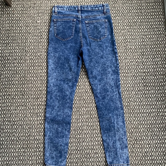 Forever 21 High-Rise Skinny Jeans - Picture 7 of 7